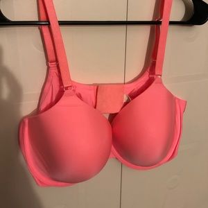 Victoria’s Secret perfect coverage bra 40D